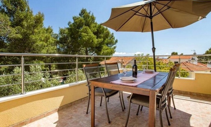Cove Osibova (Milna) Apartamento | Apartamento para dos personas con terraza y vista al mar Bahía Osibova, Brac (A-23774-b)
