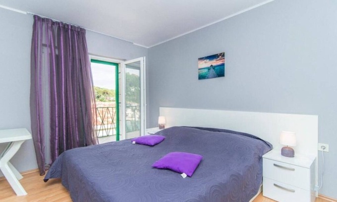 Povlja Apartamento | Apartamento para dos personas con terraza y vista al mar Povlja, Brac (A-12362-a)