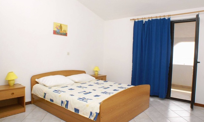 Mandre Apartamento | Apartamento para dos personas con terraza y vista al mar Mandre, Pag (A-523-d)