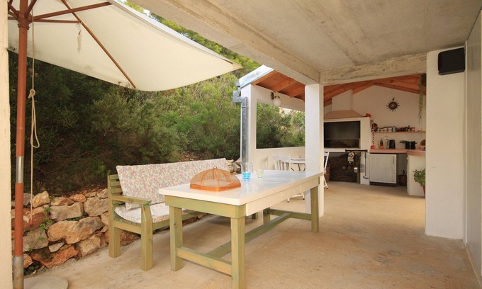 Rukavac Apartamento | Apartamento para dos personas con terraza y vista al mar Rukavac, Vis (A-8489-a)