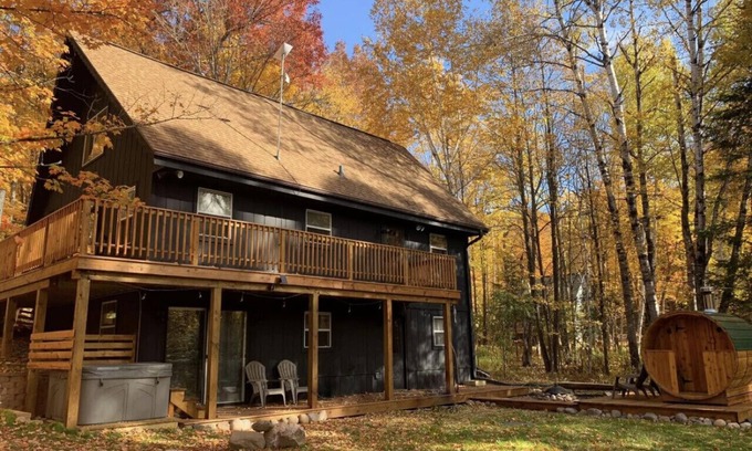 Stambaugh Casa | Two Bedroom Chalet Suite Steps From Ski Brule w/ Outdoor Hot Tub & Sauna