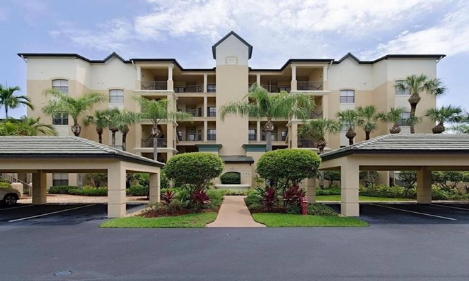 Vineyards Condominio | Condominio de dos habitaciones en Vineyards The Concord - vistas al campo de golf y junto a la piscina