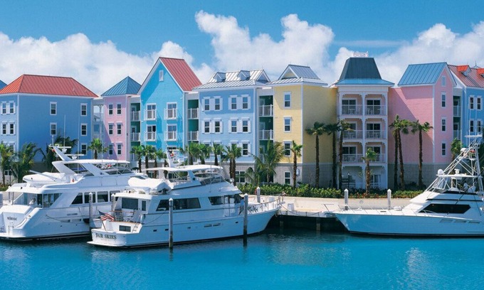 Paradise Island Villa | Unidad de lujo de dos dormitorios Harborside 11-18 de abril de 2020. W / pulseras