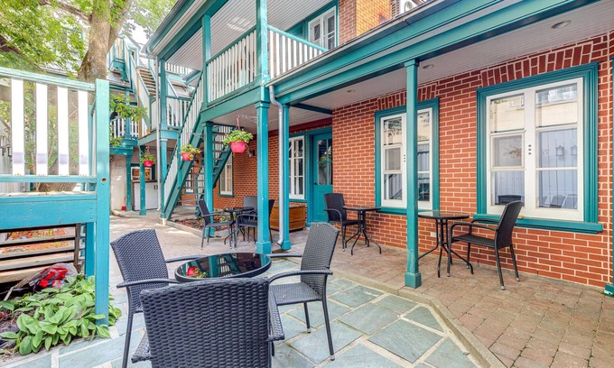 Vieux-Quebec-Cap-Blanc-colline Parlementaire Apartamento | Two bedroom Escape in Old Quebec