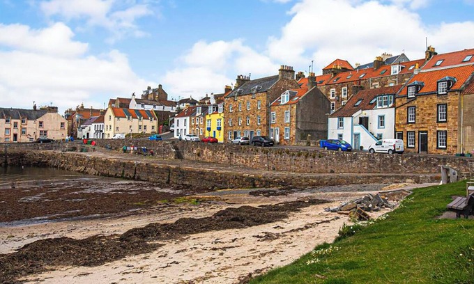 Cellardyke Apartamento | Piso de tres dormitorios en el pintoresco puerto con vistas al mar
