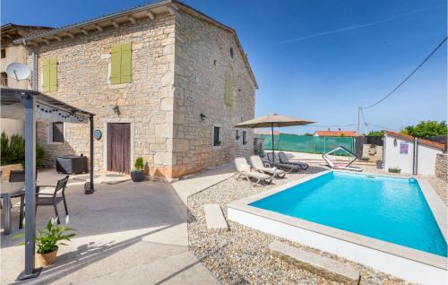 Rezanci Casa | Two-Bedroom Holiday Home In Svetvincenat