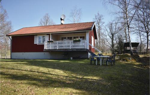 Kvillsfors Casa | Two-Bedroom Holiday Home In Kvillfors
