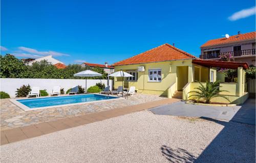 Sukosan Casa | Two-Bedroom Holiday Home In Sokusan