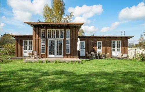 Faxe Casa | Two-Bedroom Holiday Home In Faxe
