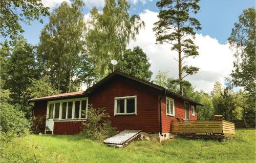 Tvetaryd Casa | Two-Bedroom Holiday Home In Brakne Hoby