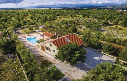 Tinj Casa | Two-Bedroom Holiday Home In Biograd