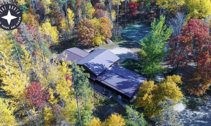Nisswa Casa | Two-Bedroom House on 5-Acres with Outdoor Hot Tub, Sauna, and Tennis Court (plus extra cabin)