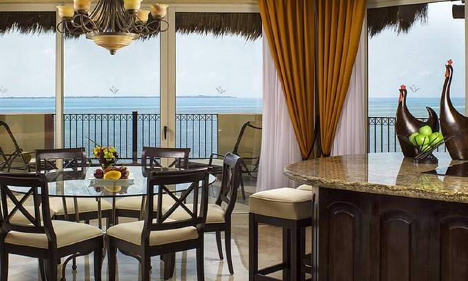 Playa Mujeres Complejo | Two Bedroom Oceanfront Penthouse Suite