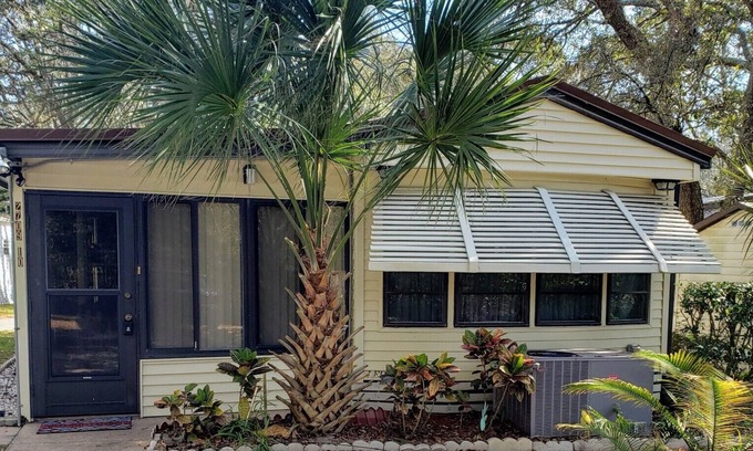 Apopka Casa | Two bedroom park model near Disney