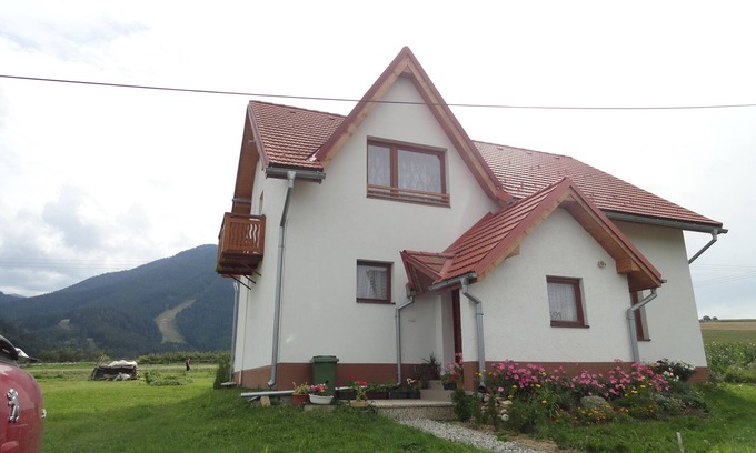 Zavazna Poruba Villa | Dos dormitorios Tania para 8 en los montes Tatras