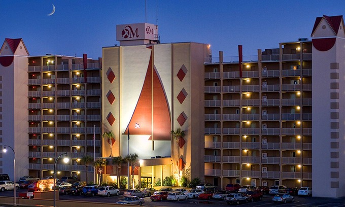 Ocean Drive Complejo | Two Bedroom, Ocean Front, Luxury Condo, North Myrtle Beach, SC 3935803