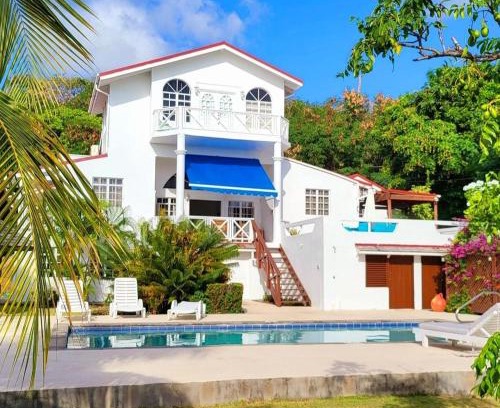 Bois d'Orange Villa | Two Bedroom Villa with Private Pool Near to Beaches - Date House villa