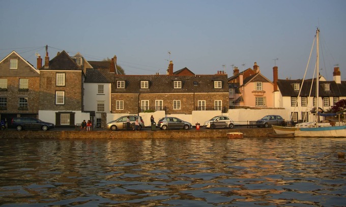 Topsham Cabaña | Cabaña junto al agua de dos dormitorios con balcón y magníficas vistas del estuario