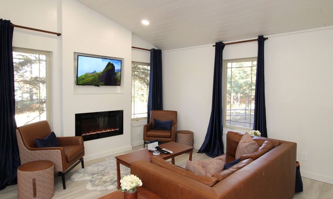 Angel Fire Cabina | Two Cabins on Same Property, Fire Pit, BBQ, Free Sledding, A/C