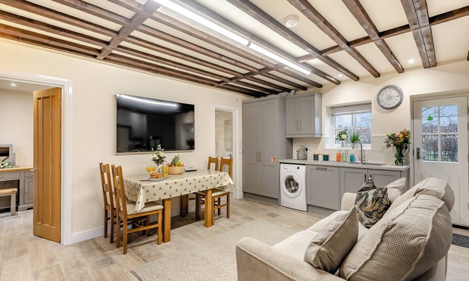 Wainfleet All Saints Cabaña | Two Chainbridge Barns