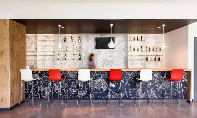 Cuauhtémoc Hotel | Two Family Ready Rooms with Free Parking and Close to Palacio de Bellas Artes!