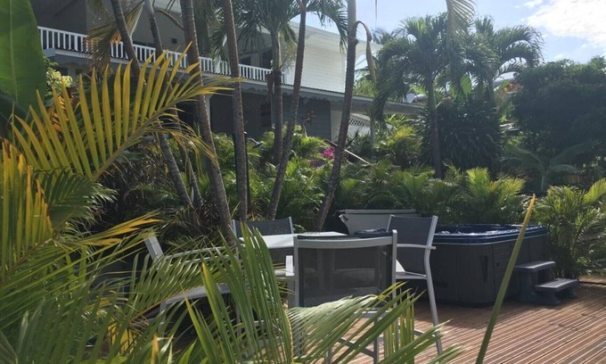 Sainte-Anne Cabaña | DOS GITES 3 *** RECIENTES / JACUZZI WOOD JOLAN STE ANNE 3 ESTRELLAS