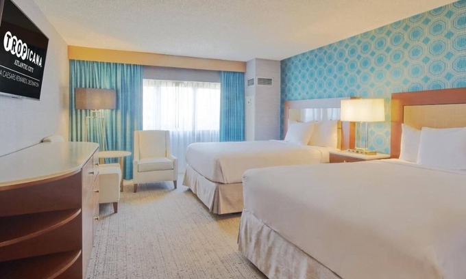 Atlantic City Hotel | Two Queen Room at a Hotel