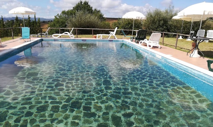 Lidarno Otro | Two-room apartment between Assisi Perugia and Gubbio. Pond and swimming pool.