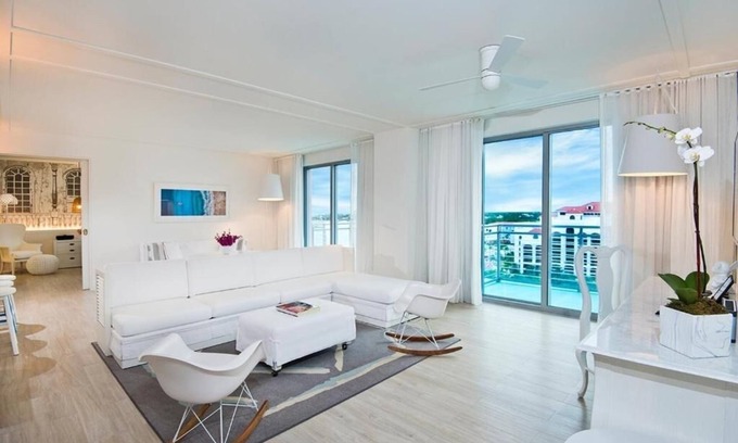 Nassau Hotel | Two Spacious Family Suite w/ Balcony and Kitchen | Beachfront Retreat