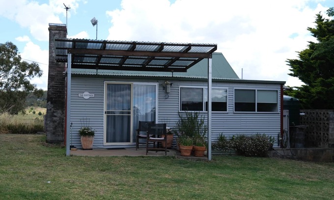Armidale Apartamento | Twodogfolly at Dangarsleigh, Cottage at Dangarsleigh