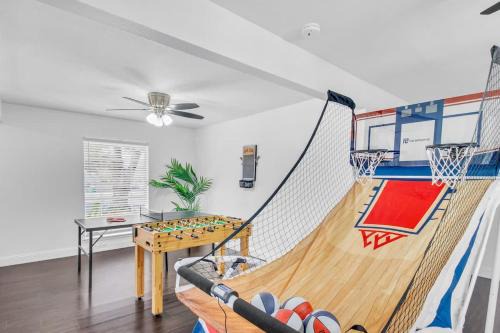 North San Antonio - SAT Casa | TX1 House Sauna & Game Room Fun For Groups
