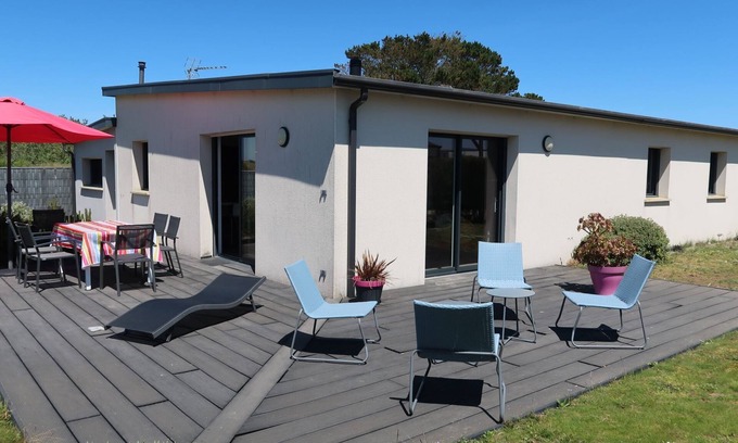 Cleder Casa | Ty Amiets by Interhome