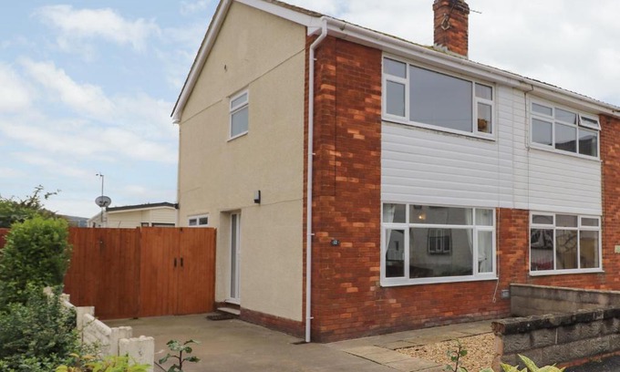 Prestatyn Casa | Ty Haf Summerhouse