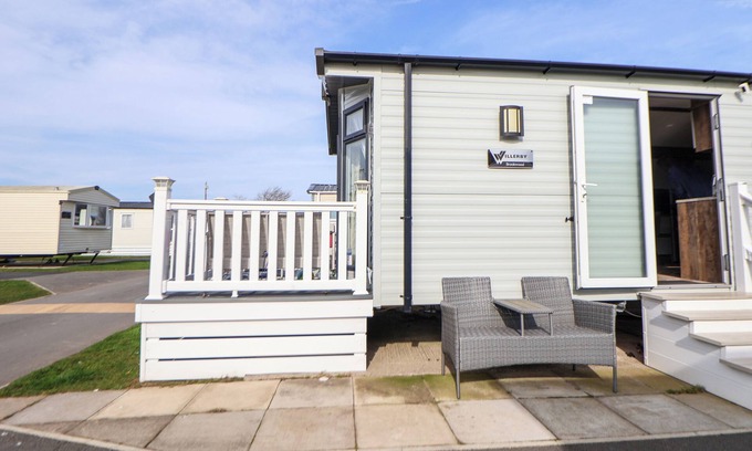 Towyn Cabaña | TY MAWR RETREAT, family friendly, country holiday cottage in Towyn