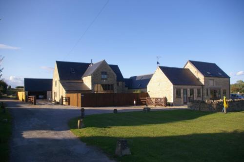 Carterton Casa | Ty Nant Cottages and Suites