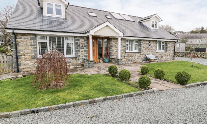Dyffryn Ardudwy Cabaña | TY NI, pet friendly, character holiday cottage in Dyffryn Ardudwy