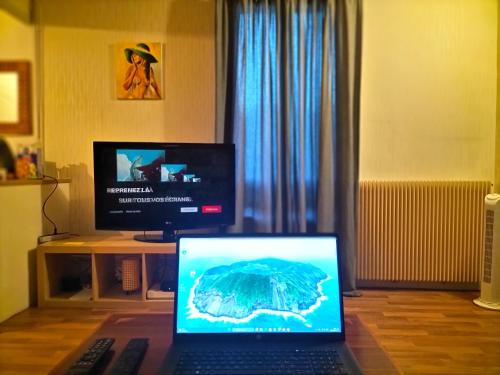 Faubourg-Raines Apartamento | Type 2 au calme