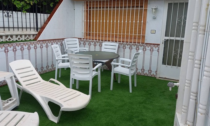 Los Cuarteros Casa | Typical air-conditioned house 450m from the beach