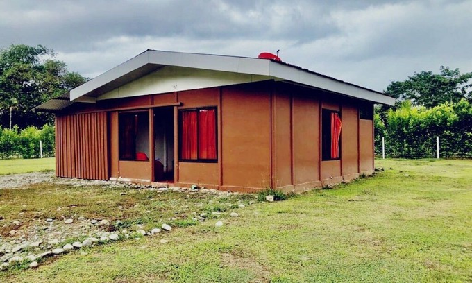 Bratsi Casa | Typical Costa Rican house between forests, waterfalls and Indigenous area! ☀