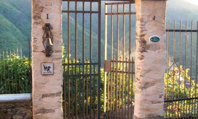 Stazzema Casa | Typical dwelling - Old renovated rustic house with private garden.
