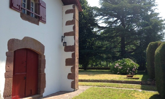 Saint-Martin-d'Arrossa Casa | Casa típica vasca de 1781