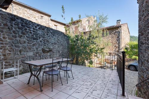Saint-Alban-d'Ay Casa | Typical House Completely Renovated