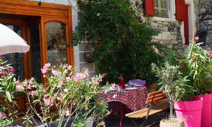 Alba-la-Romaine Casa | Casa típica en el centro del pueblo