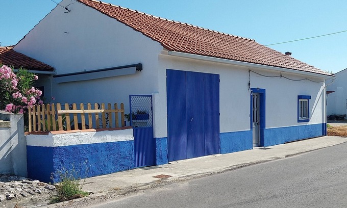 Tomar Casa | Typical Portuguese house in a village CARVALHAL PEQUENO 5 mns from Tomar