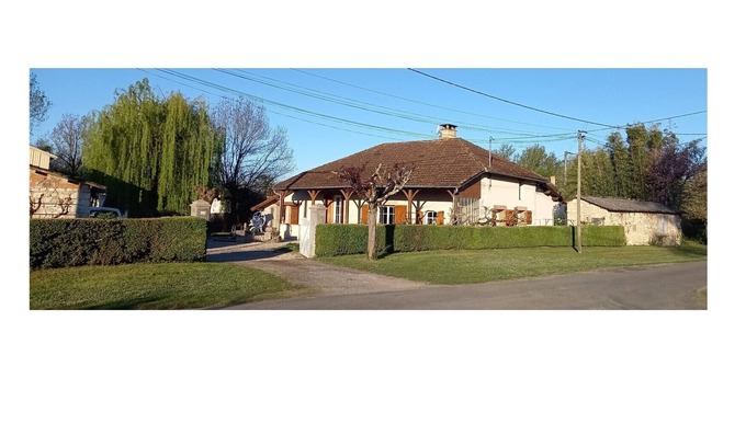 Quercy Caussadais Otro | Typical Quercy Farmhouse