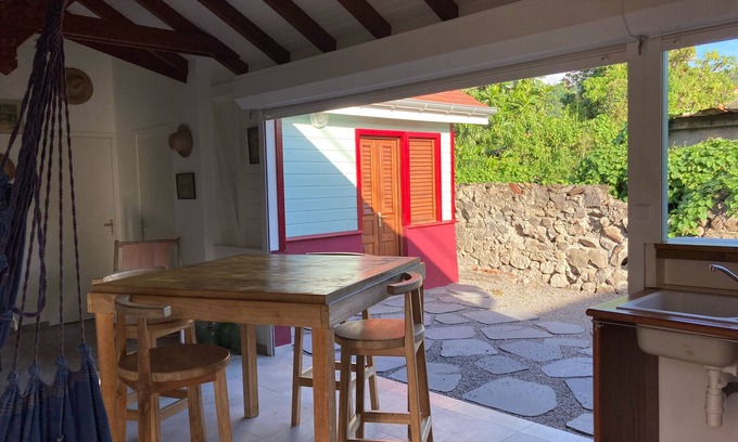 Case-Pilote Casa | Typical seaside townhouse in an authentic fishing village
