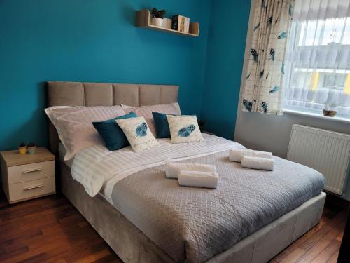 Orunia-St. Wojciech-Lipka Apartamento | Tytus Apartment z klimatyzacją, bezpłatnym parkingiem i stacją EV AC 3,5kW