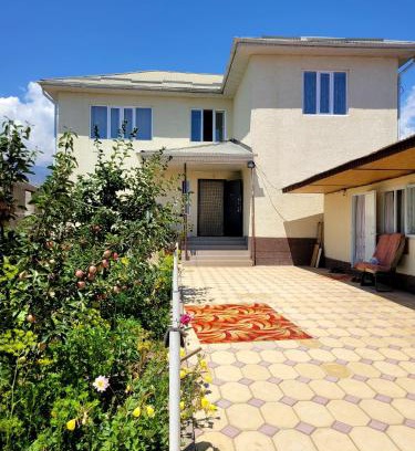 Cholpon-Ata Apartamento | U Aigul