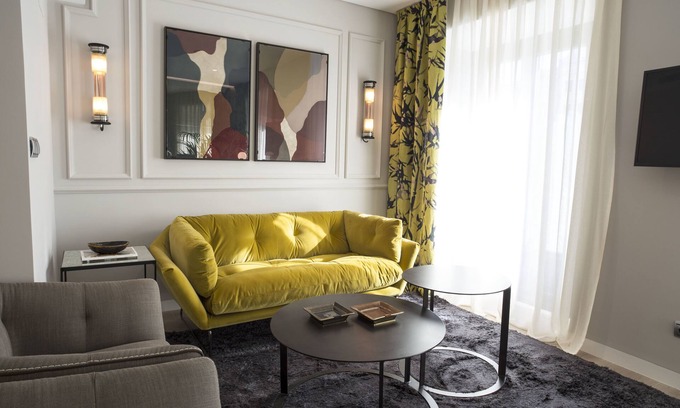Huertas Apartamento | U-Sense Madrid Santa Ana