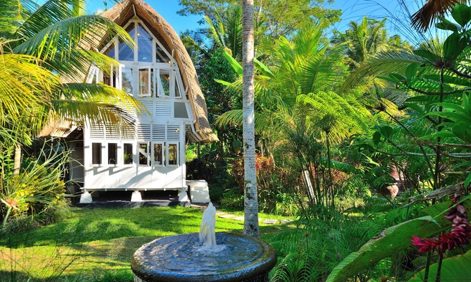 Melayang Villa | UBUD VILLA DE LUNA DE MIEL Con piscina privada | Romance de luna de miel en los campos de arroz